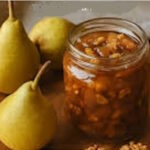 Грушеве варення з волоськими горіхами