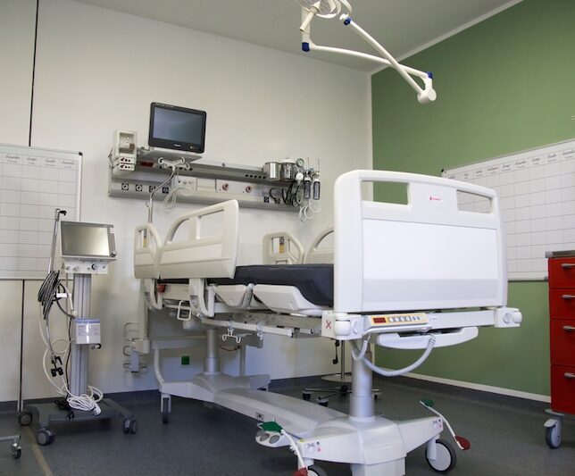 медичні меблі