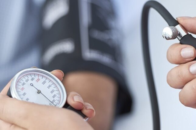 Контроль давления в пожилом возрасте