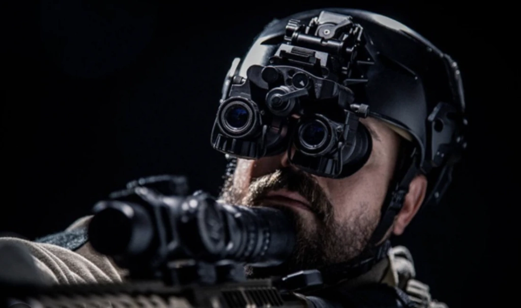 окуляри нічного бачення