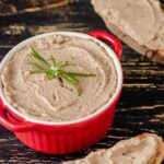 Домашній хумус із печеним перцем