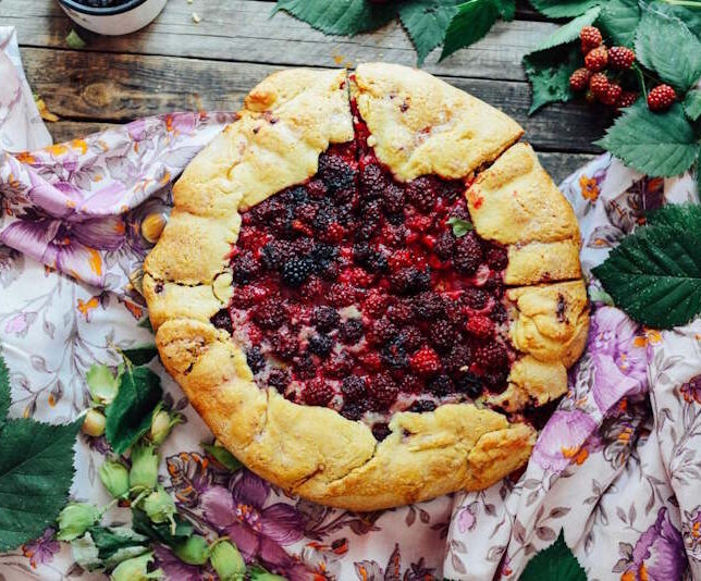 Випічка з замороженими ягодами